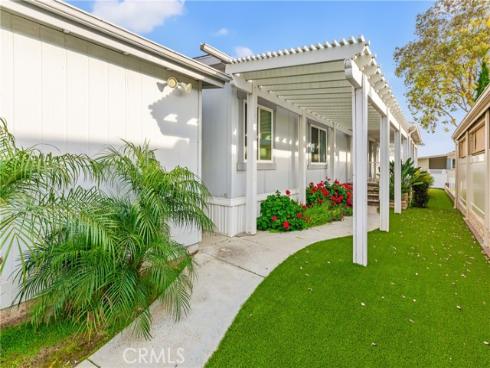 5200 Irvine Blvd Spc 377 , Irvine, CA