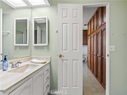 5200 Irvine Blvd Spc 377 , Irvine, CA