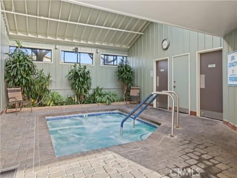 5200 Irvine Blvd Spc 377 , Irvine, CA