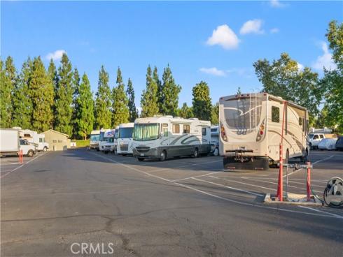 5200 Irvine Blvd Spc 377 , Irvine, CA