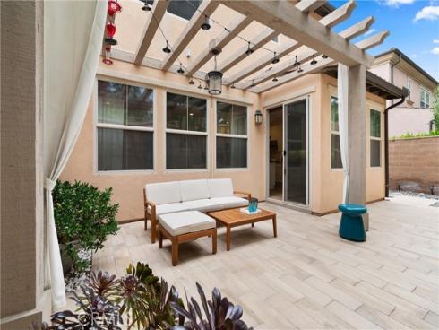 112  Gemstone  , Irvine, CA