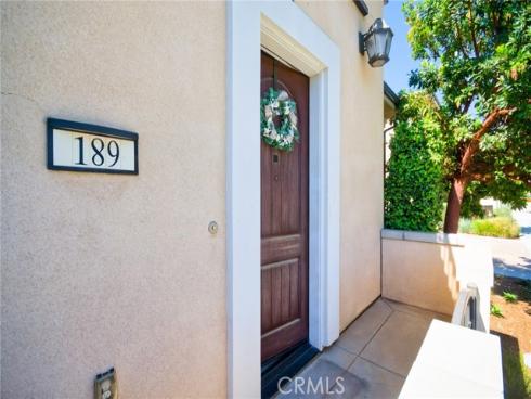 189 Follyhatch , Irvine, CA