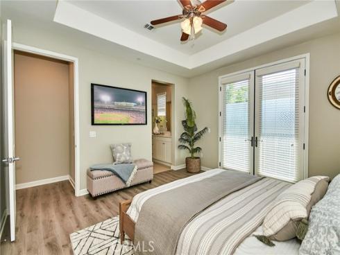 189 Follyhatch , Irvine, CA