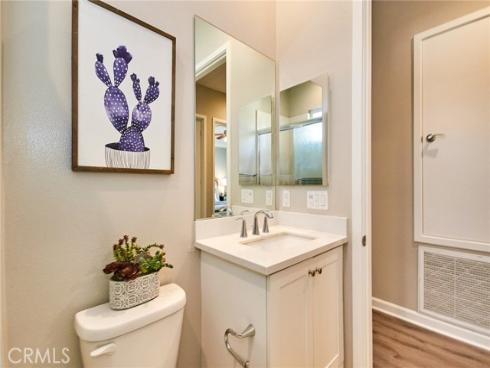 189 Follyhatch , Irvine, CA