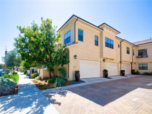 189 Follyhatch , Irvine, CA