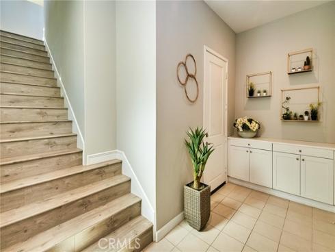 189 Follyhatch , Irvine, CA