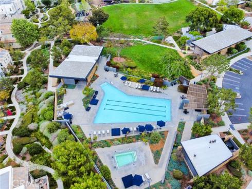 189 Follyhatch , Irvine, CA