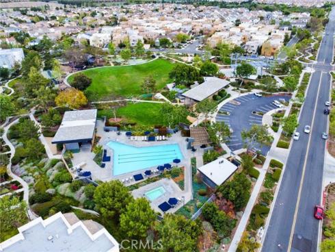 189  Follyhatch  , Irvine, CA