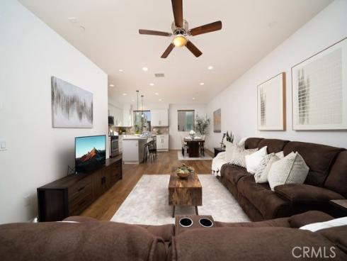 122 Cadence , Irvine, CA