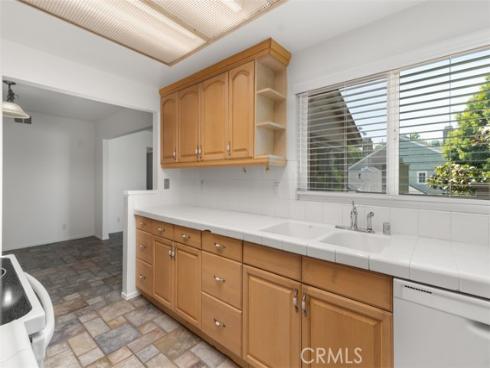 119 Rockwood , Irvine, CA