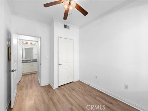 3131  Watermarke   Place, Irvine, CA