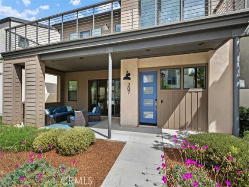 297 Sawbuck , Irvine, CA