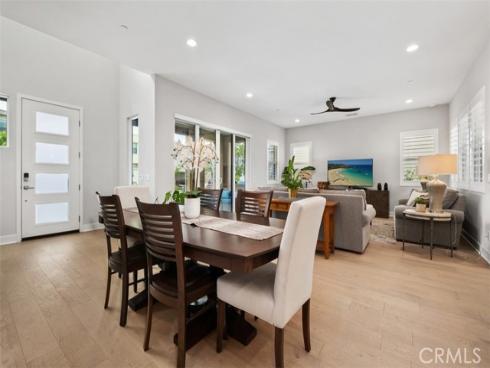 297 Sawbuck , Irvine, CA