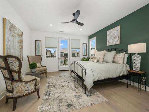 297 Sawbuck , Irvine, CA