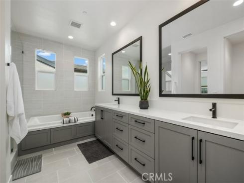 297 Sawbuck , Irvine, CA