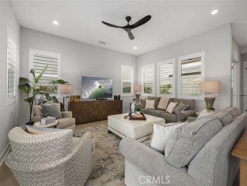 297 Sawbuck , Irvine, CA