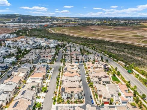 297 Sawbuck , Irvine, CA