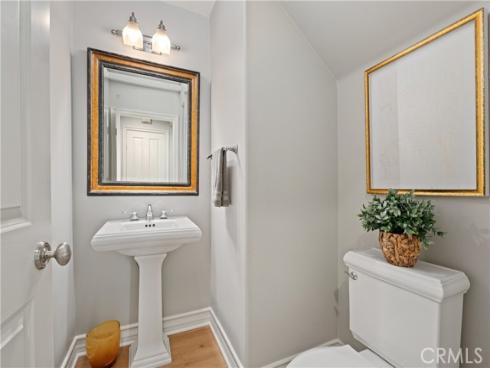 114  Treehouse  , Irvine, CA