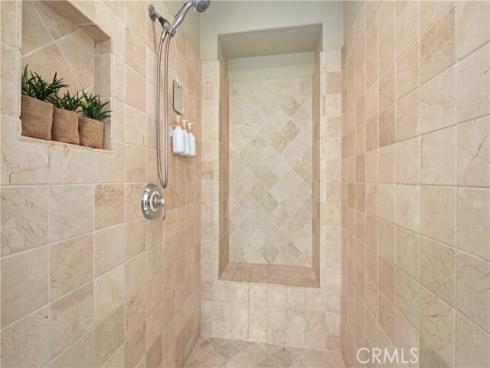 114  Treehouse  , Irvine, CA