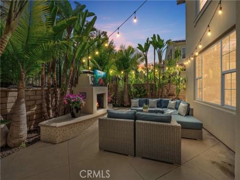 114  Treehouse  , Irvine, CA