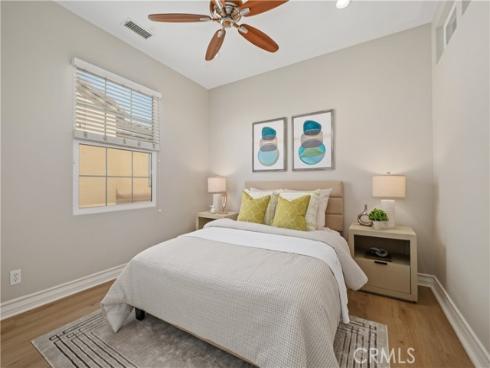 114  Treehouse  , Irvine, CA