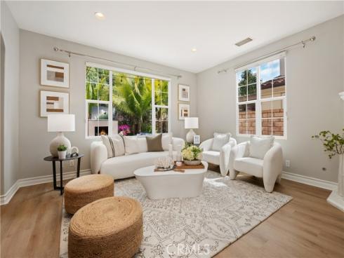 114  Treehouse  , Irvine, CA