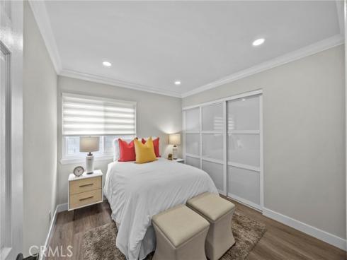 8  Saratoga  , Irvine, CA