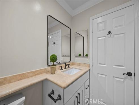 8  Saratoga  , Irvine, CA