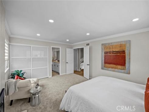 8  Saratoga  , Irvine, CA