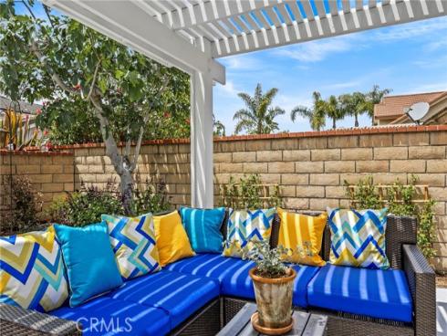 8  Saratoga  , Irvine, CA