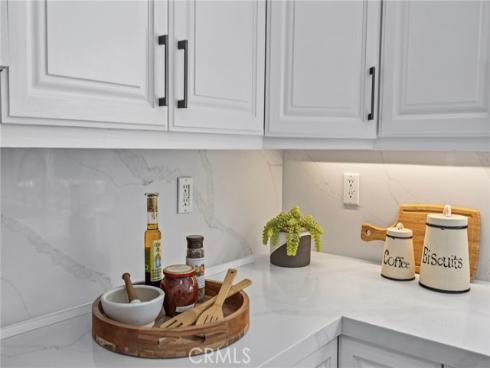 8  Saratoga  , Irvine, CA