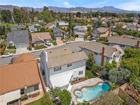 8  Saratoga  , Irvine, CA