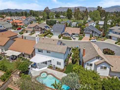 8  Saratoga  , Irvine, CA