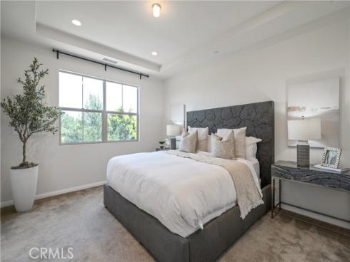 125  Annuals  , Irvine, CA