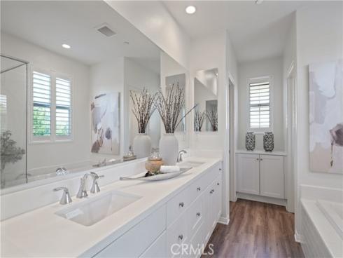 125  Annuals  , Irvine, CA