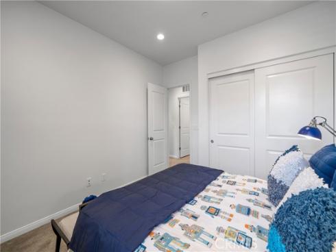 125  Annuals  , Irvine, CA