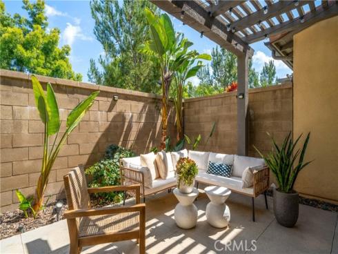 125  Annuals  , Irvine, CA