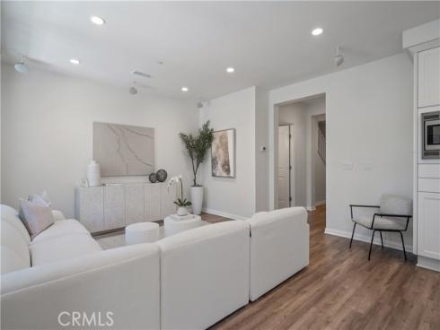 125  Annuals  , Irvine, CA