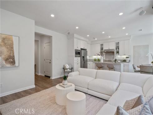 125  Annuals  , Irvine, CA