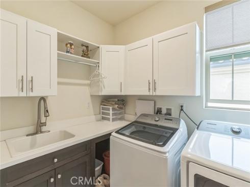 134 Halo , Irvine, CA