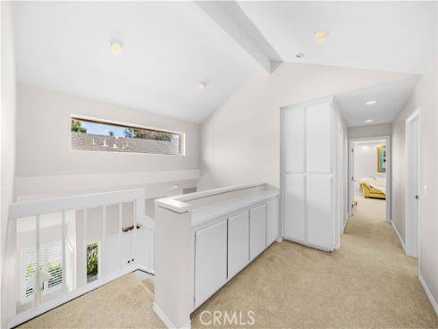 19 Christamon , Irvine, CA