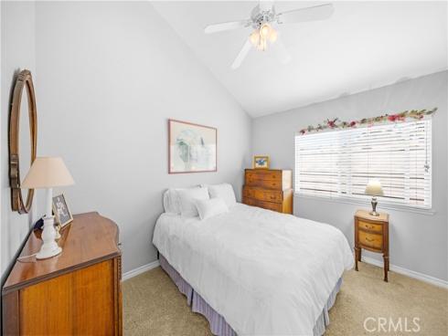 19 Christamon , Irvine, CA