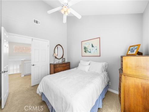 19 Christamon , Irvine, CA