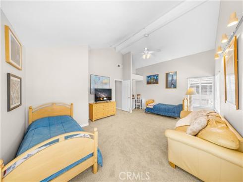 19 Christamon , Irvine, CA