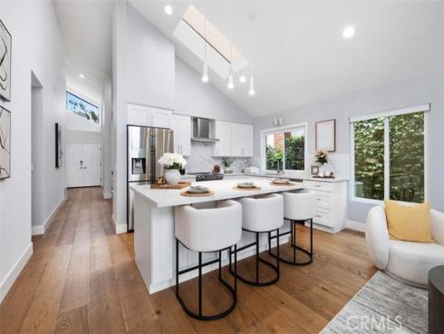 8 Recodo , Irvine, CA