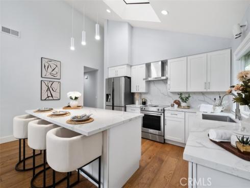 8 Recodo , Irvine, CA