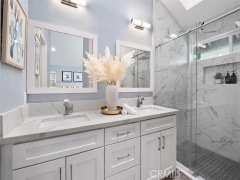 8 Recodo , Irvine, CA