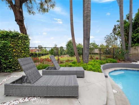 8 Recodo , Irvine, CA