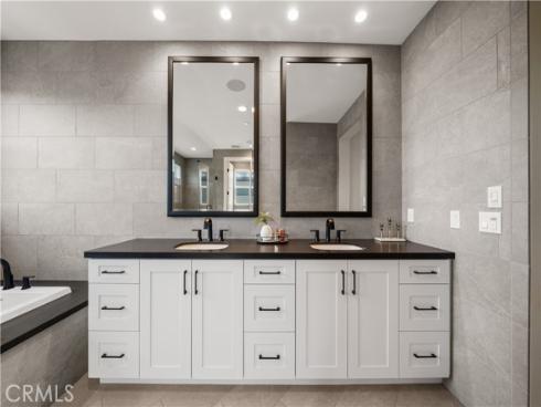 271 Merit , Irvine, CA