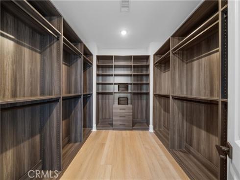 271 Merit , Irvine, CA